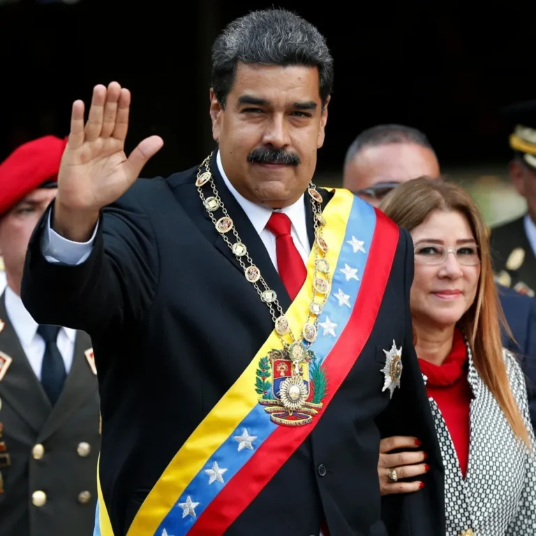 ډونالډ ټرمپ:د وینزویلا ولسمشر او د هغه مېرمن مو نېولي