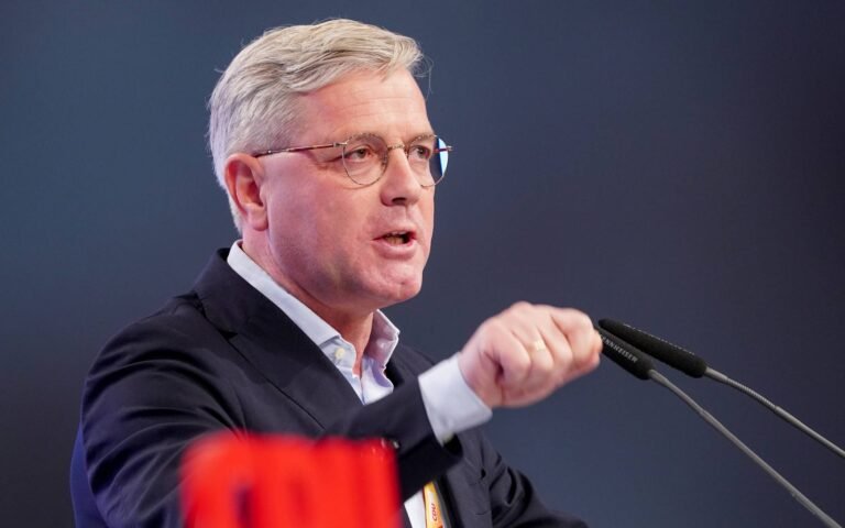 د آلمان د پارلمان غړی:سپاه پاسداران باید د ترهګرو په نوملړ کې شامل شي