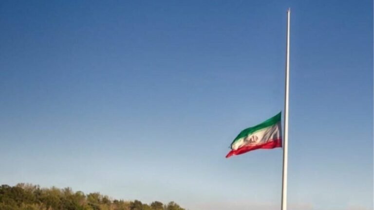 بیړنی خبر؛ایران کې درې ورځینی ملي ماتم اعلان شو