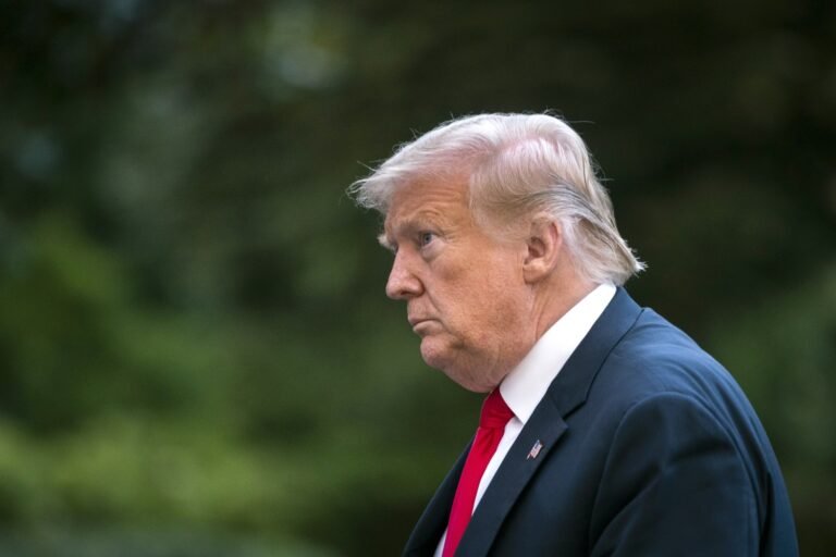 ډونالډ ټرمپ:د ایران مذهبي مشر علي خامنه ای «باید ډیر اندیښمن اوسي»