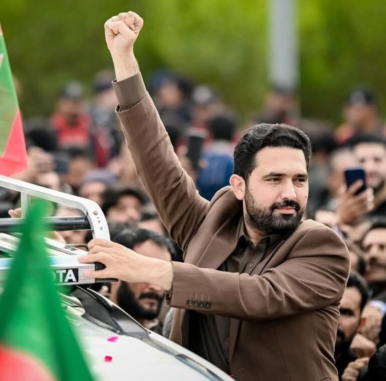 سهیل افریدی:د پاکستان فدرالي حکومت د خیبر پښتونخوا ۴۷۵۸میلیارده روپۍ قرضدار دی