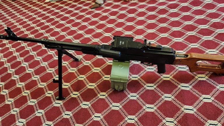 د طالبانو حکومت:کندهار کې ګاونډي هیواد پاکستان ته د وسلو د قاچاق مخه ونیول شوه