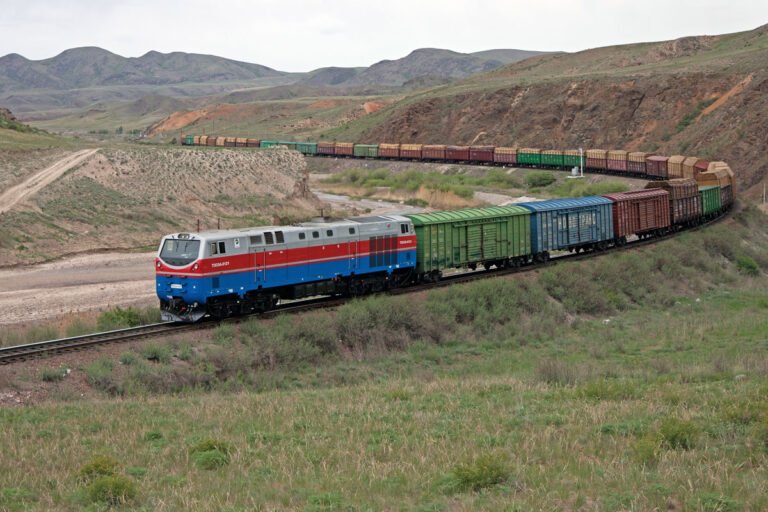 ازبکستان او پاکستان؛د ۴.۶میلیارده ډالرو په لګښت، د ټرانس افغان ریل پټلۍ د عملي کار پیل هوکړه کړې