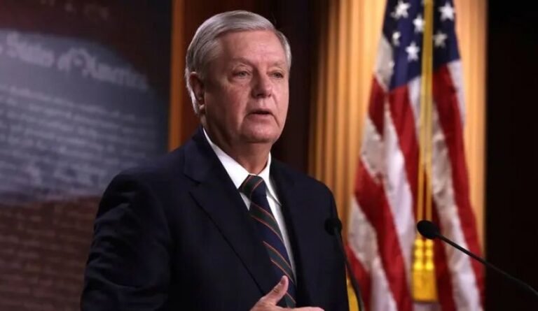 لینډسي ګراهام:اوس د ایران پر وړاندې دوه لارې شته