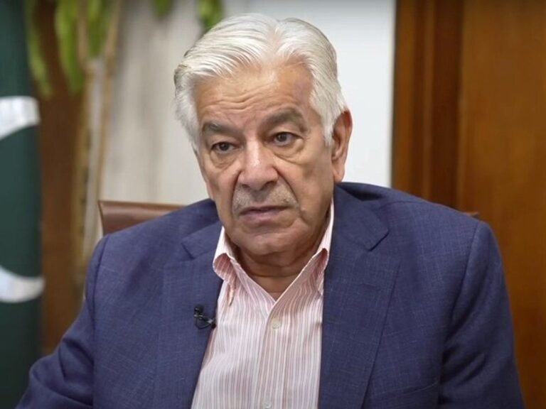 خواجه اصف:بلوڅ ازادي غوښتونکي وسله‌وال د هند له لوري تمویلېږي