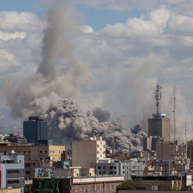 د اسراییل د بهرنیو چارو وزیر:د ایران د حکومت بدلون د جګړې له پای وروسته ممکن دی