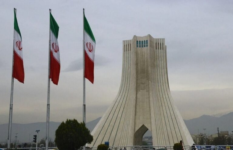 ایراني رسنۍ:د علي خامنه‌يي له مړینې وروسته ۴۰ ورځې ملي ماتم اعلان شو