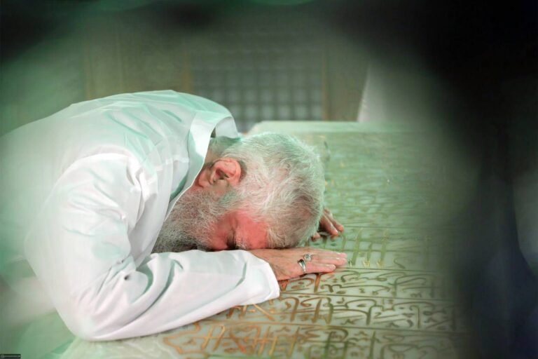 فایننشل ټایمز:د تهران د ترافیکي کمرو له پراخ هک وروسته علي‌خامنه‌یي باندې برید بریالی شو