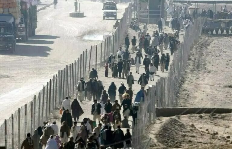 تورخم دروازه؛له لنډمهاله پرانیستلو وروسته نن یو ځل بیا وتړل شوه