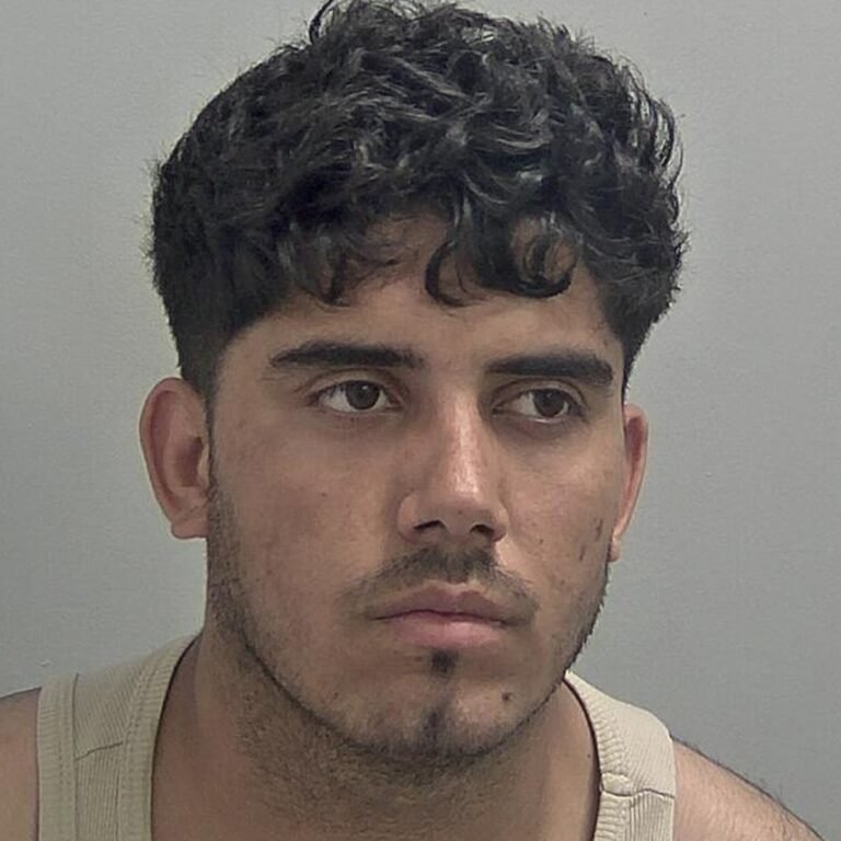 بریټانیا؛یو افغان پناه‌غوښتونکی د ۱۲ کلنې نجلۍ د جنسي تېري په قضیه کې پر ۱۵ کاله بند محکوم شوی