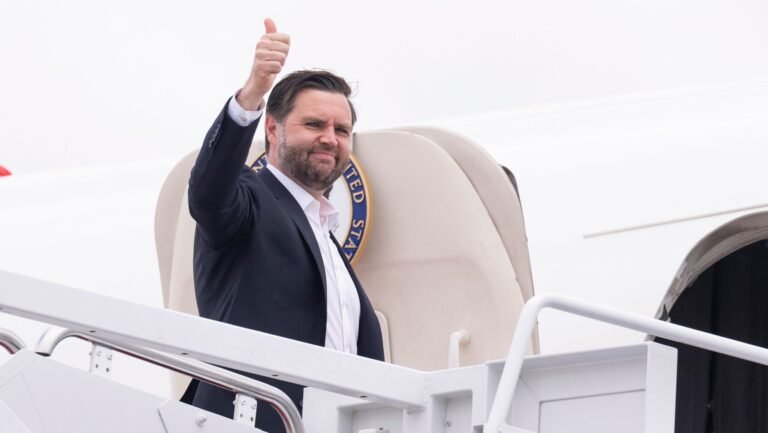 بریټانوي رسنۍ:د امریکا مرستیال ولسمشر له نتنیاهو سره تر لیدنې وروسته اسلام‌اباد ته ځي