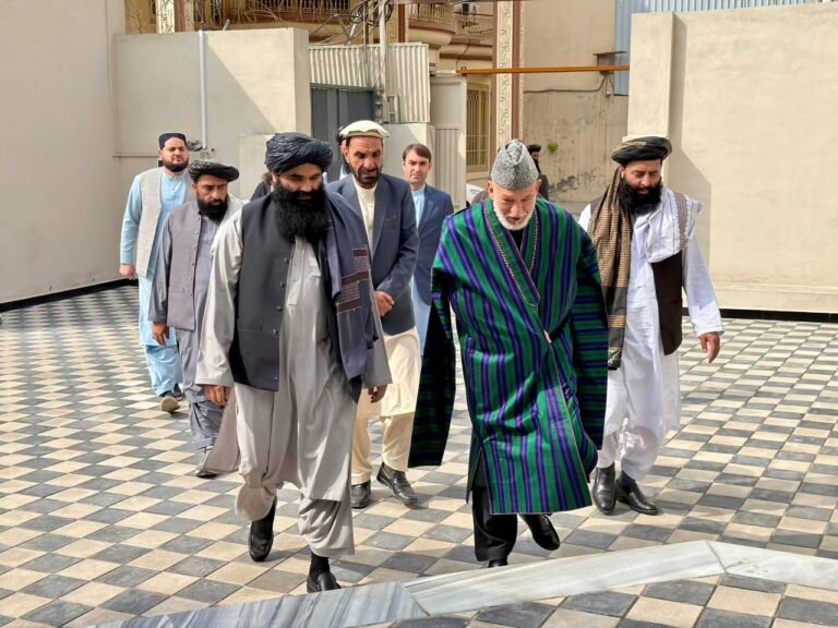 حامد کرزي؛له سراج‌الدین حقاني سره کتلي