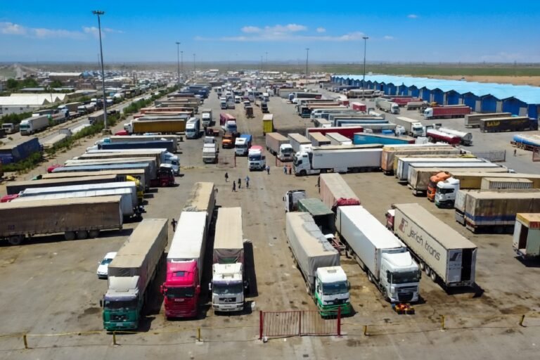 د طالبانو حکومت:ایراني ترانزیټي موټر له ویزې پرته هرات ته داخلېدلی شي