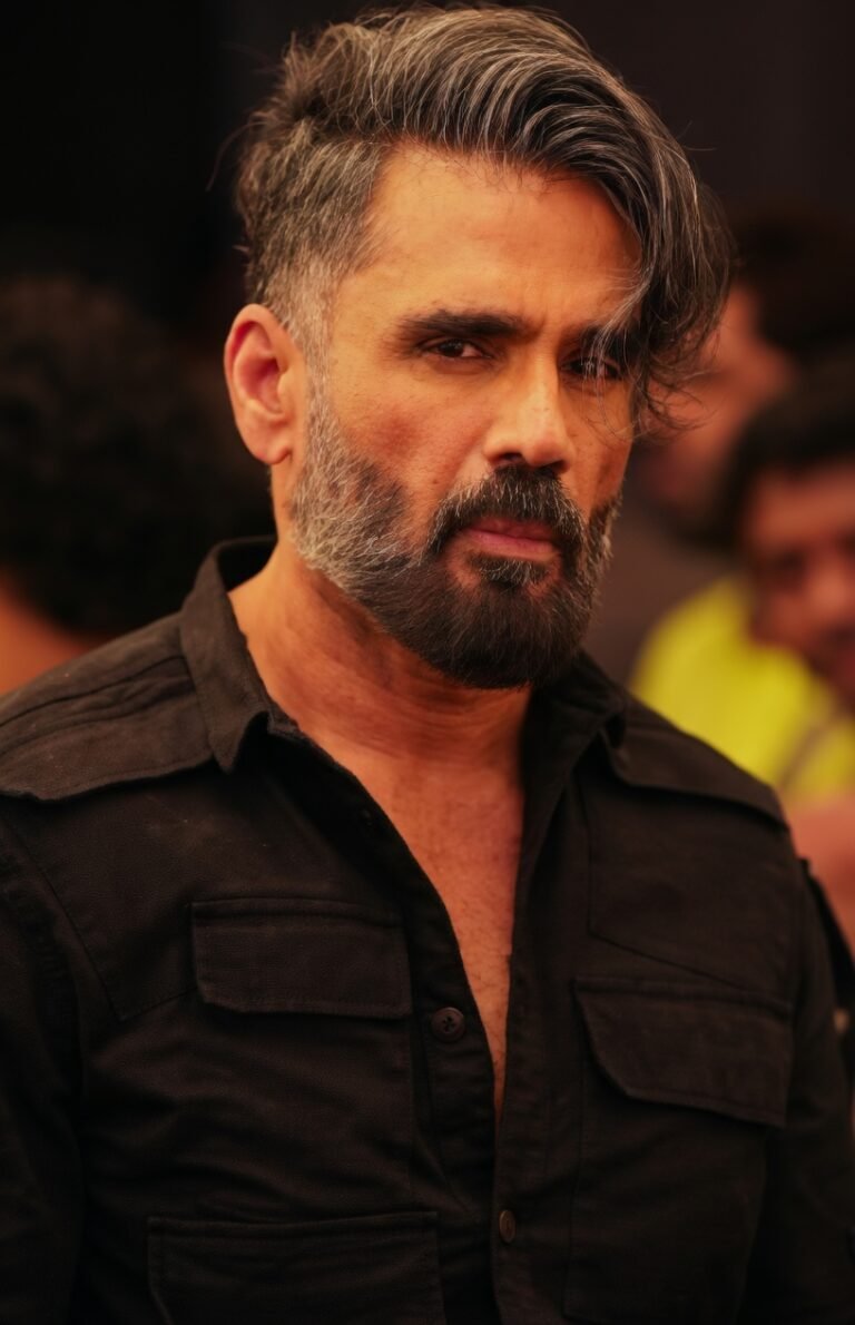 سونیل شټي؛پر کابل د پاکستاني پوځ وروستی برید ویجاړونکی او دردناک عمل بللی