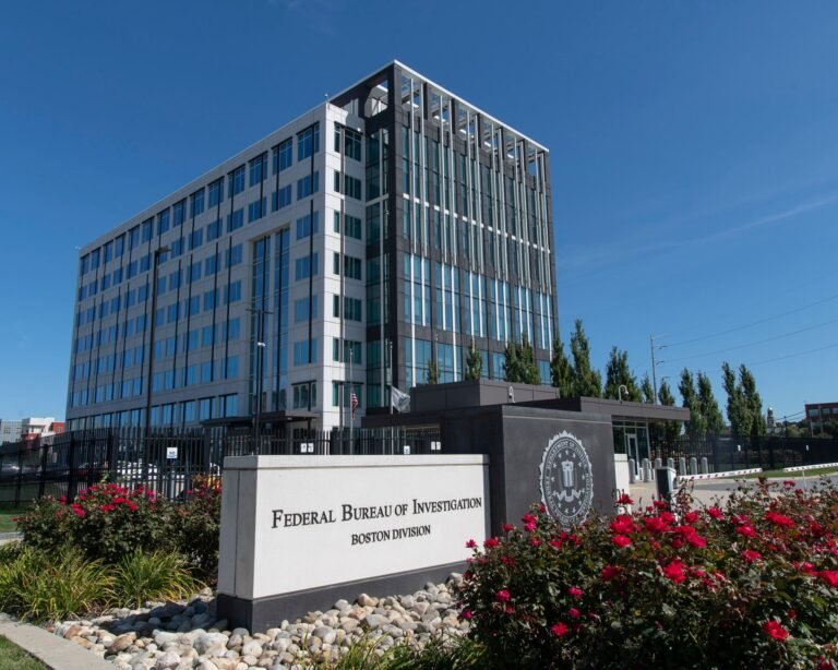 امریکا:په افغانستان کې بندي امریکایان به هرومرو بېرته هېواد ته ستنوو