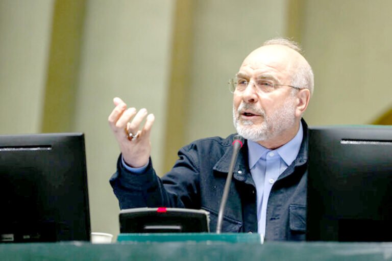 محمد باقر قالیباف:د روان کړکیچ د حل یوازینۍ لار د ایران د ملت حقونه منل، او د زور د سیاست پای ده