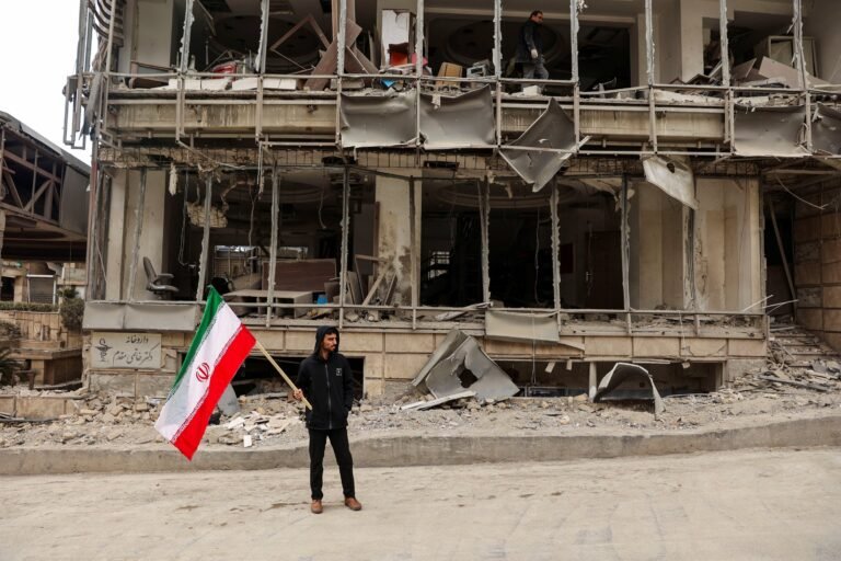 ایران:د اسرائیل او امریکا په بریدونو کې تر ۳ زره ډېر کسان وژل شوي