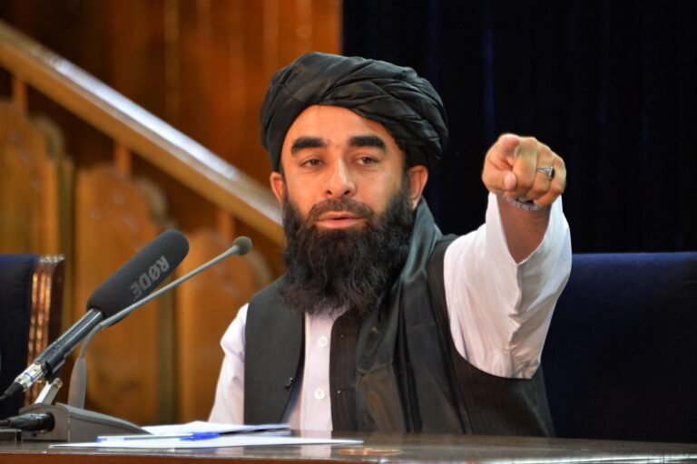 ذبیح الله مجاهد:د ملګرو ملتونو بندیزونه بې‌ګټې او د افغانانو پر ضد دي