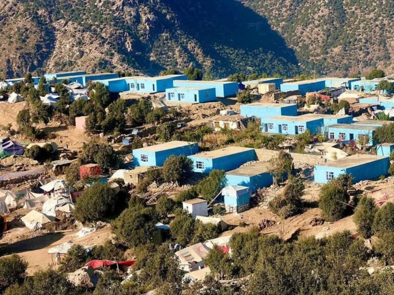 کونړ؛نورګل ولسوالۍ کې زلزله ځپلو ته ۱۵ نوي جوړ شوي کورونه وسپارل شول