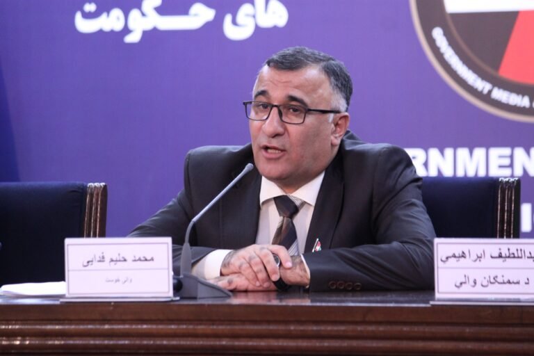 حلیم فدایي د جمهوریت سیاستوالو ته:ستاسو له تربګنیو، شخصي ګټو پاللو او ناکامو سیاستونو له امله جمهوريت ړنګ شو