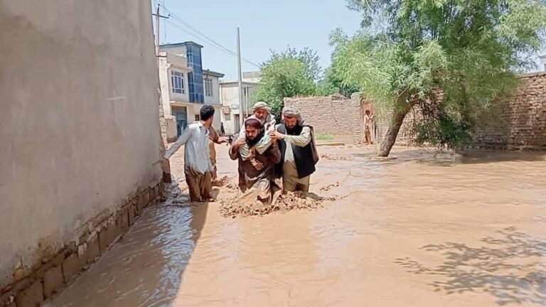 د هېواد په بېلابېلو ولایتونو کې؛د ورښتونو او سېلابونو له امله ۳۸ کسانو ته مرګ ژوبله اوښتې