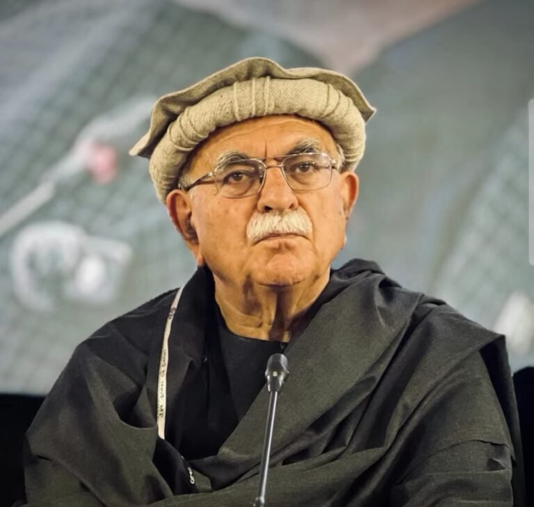 محمود خان اڅکزی:افغانستان د قدرتونو هدیره ده، پاکستان دې له خطرناکو تګلارو ډډه وکړي