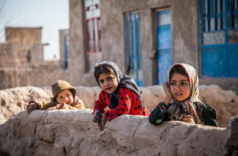 د ملګرو ملتونو پراختیايي پروګرام:په ۲۰۲۵کال کې افغانستان کې شاوخوا ۲۸میلیونه خلک د سختې بیوزلې تر کرښې لاندې ژوند کوي