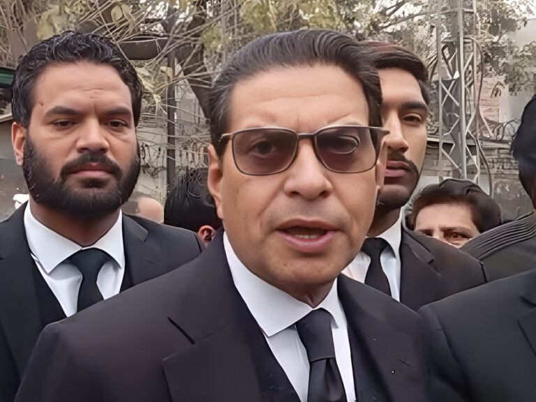 تحریک انصاف ګوند:عمران خان د زندان دننه له سختو ستونزو سره مخ دی او د یوې سترګې دید یې له لاسه ورکړی