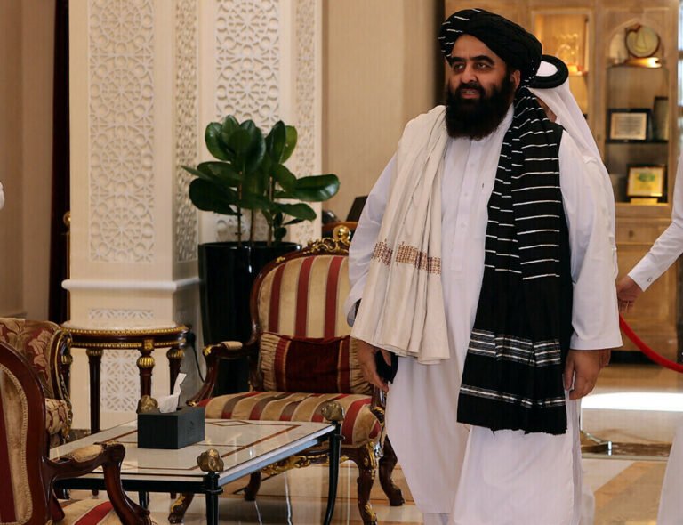 امير خان متقي:د ایران او امریکا هوکړه د سیمې په ګټه ده
