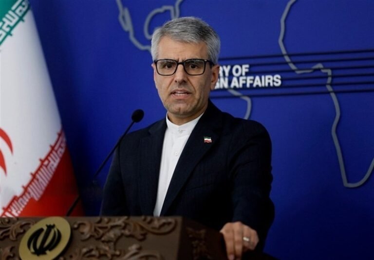 اسماعيل بقایي:د امریکا متضادو دریځونو د ايران او واشنګټن خبرې له ستونزو سره مخ کړې