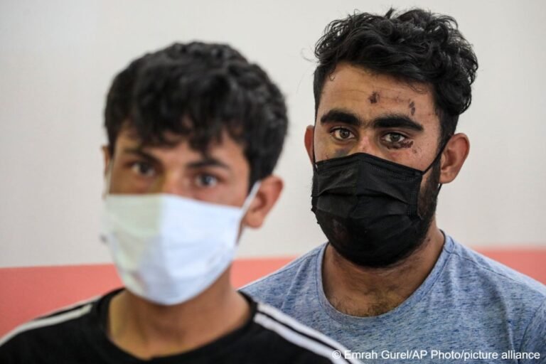 د بي‌بي‌سي څېړنه:افغان کډوال د ترکيې پر پوله وهل شوي، لوټل شوي او په سخته یخنۍ کې پرېښودل شوي