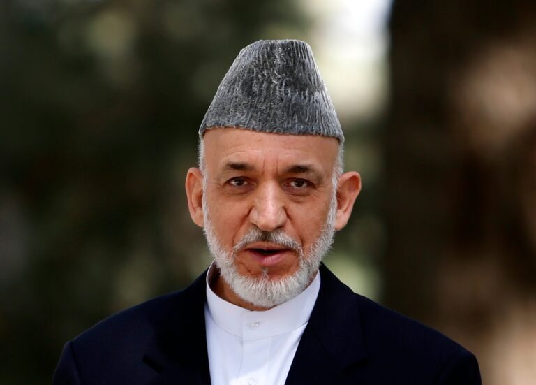حامد کرزی:د پاکستان ګټه به په دې کې وي چې د افغانستان پر وړاندې له دوه ګوني سیاست لاس واخلي
