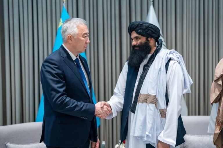 سراج‌الدين حقاني او قزاقستاني وزیر؛د امنیت، سوداګرۍ او پانګونې پر پراختیا خبرې کړې
