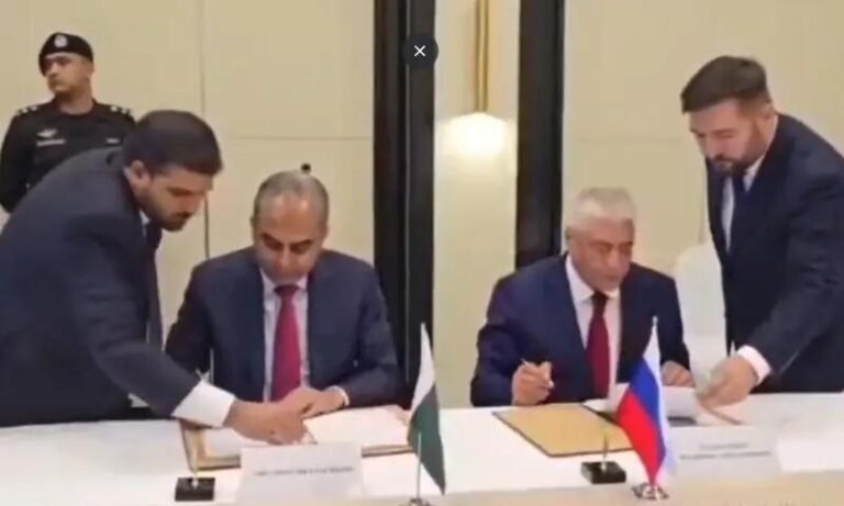 پاکستان او روسیې؛د ناقانونه کډوالۍ او نشه‌ يي توکو پر ضد د همکارۍ تړونونه لاسلیک کړل