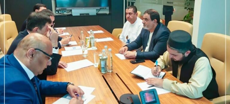 دیدار رئیس اتاق تجارت و سرمایه گذاری حکومت طالبان با والی سیردریا ازبکستان