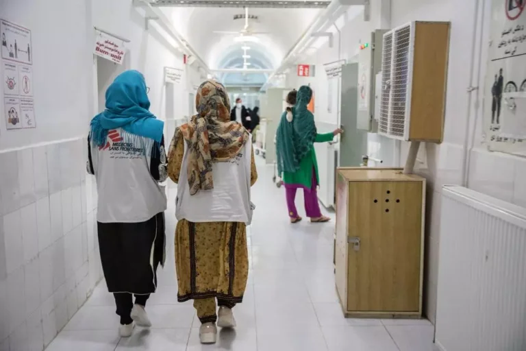 د بې پولې ډاکټرانو سازمان؛هرات کې د دوی د یوې کارکوونکې نیول تایید کړي