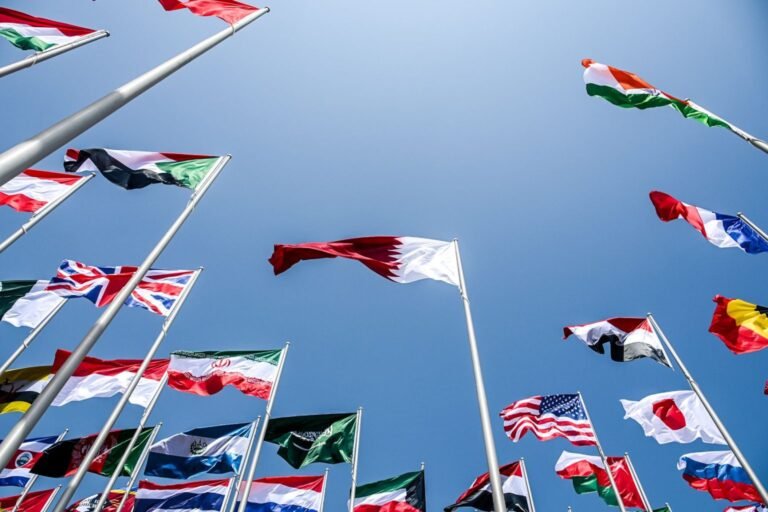 قطر: د منځني ختیځ د ثبات لپاره هڅې روانې ساتو