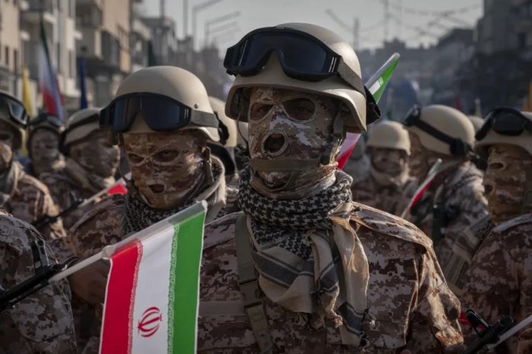 سپاه پاسداران:د ایران پر ضد بهرني پلانونه له نږدې څارو