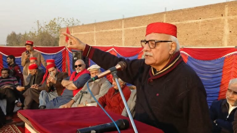 میا افتخار حسین: پاکستان د افغانستان په حکومتونو کې لاسوهنه کړې او ۴۵ کاله یې ترهګري پاللې