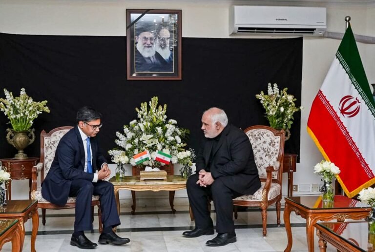 هند؛د ایراني سمندري کارګر د وژل کېدو په تړاو د ایران شارژدافیر احضار کړ