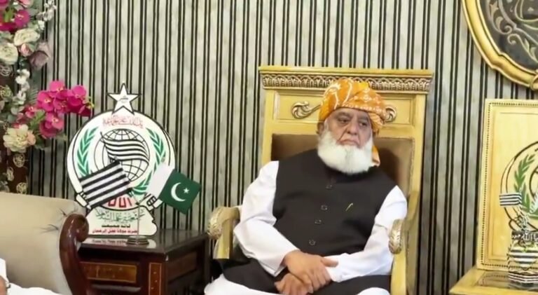 مولانا فضل‌الرحمن؛په پنجاب کې د پراخ ولسي تحریک اعلان وکړ