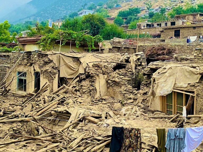د ملګرو ملتونو چارواکی:افغانستان له څو هم‌مهالو بحرانونو سره مخ دی